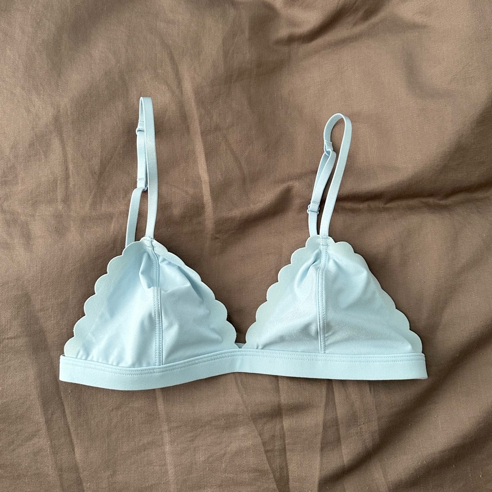 Victoria’s Secret bralette